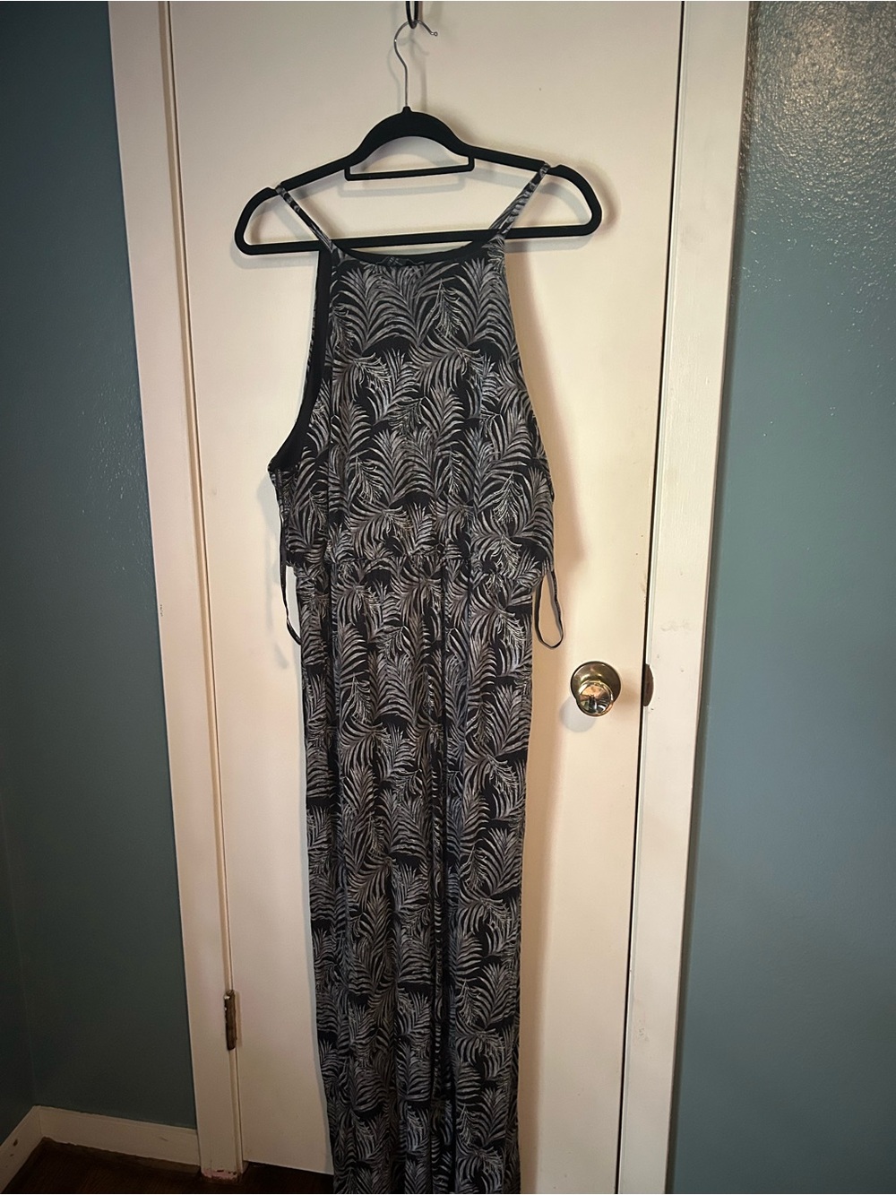 *2 for $15* Forever 21 plus 3x Palm Leaf-Print Maxi Dress